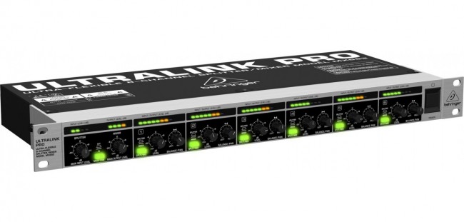 BEHRINGER MX882