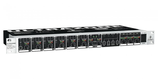 BEHRINGER ZMX8210