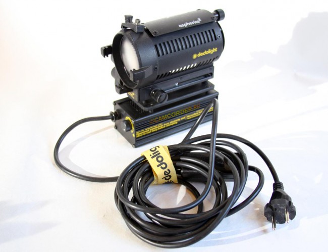 DEDOLIGHT DLHM4-300
